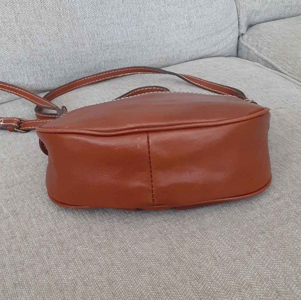 Patricia Nash Elegant English Tan Leather Crossbody Bag - Picture 5 of 14